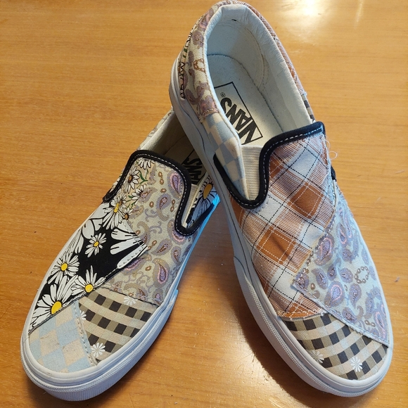 VANS Meadow Patchwork Asher Slip on Sz 7 NWOB - Picture 1 of 4